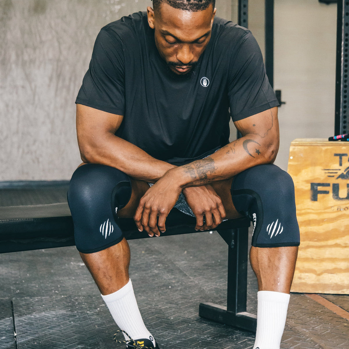 Bear KompleX Knee Sleeves - Black